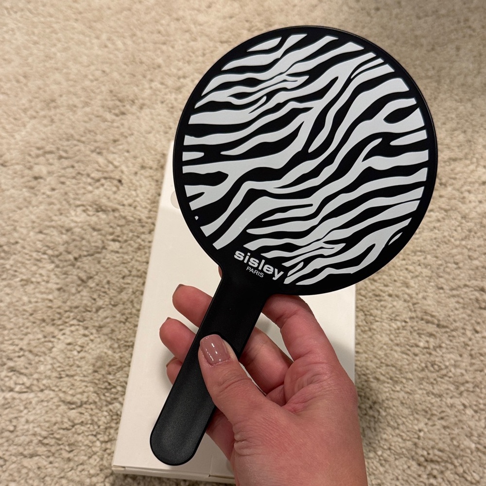 Sisley-Paris Black and White Zebra Pattern Mirror